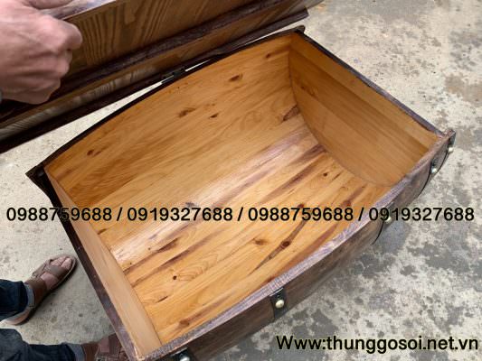 bàn thùng rượu mặt trong bàn thùng rượu