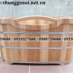 thùng tắm bằng gỗ sồi bo viền tay nắm