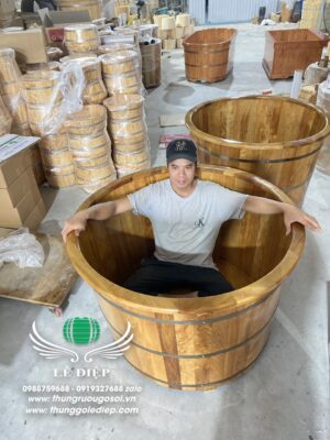 bồn tắm bằng gỗ pơmu