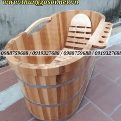 thùng tắm bằng gỗ sồi