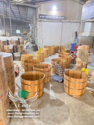 bồn tắm gỗ