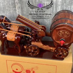 trống rượu vang xe ngựa