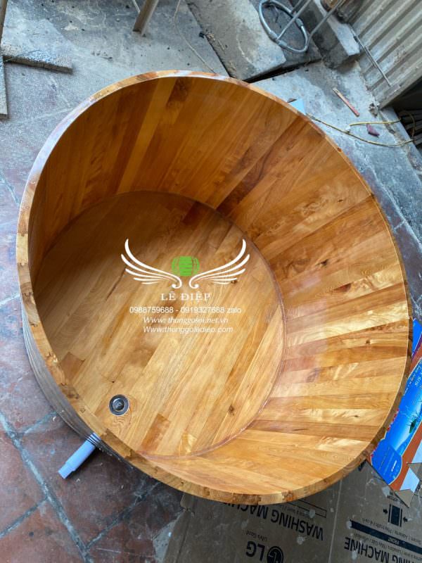 thùng tắm gỗ pơmu