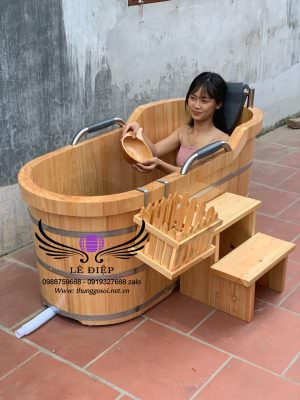 bồn tắm gỗ oval cao cấp