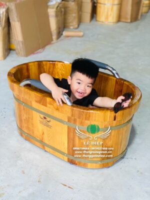 bồn tắm bằng gỗ