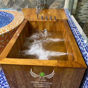 bồn tắm bằng gỗ sục massage