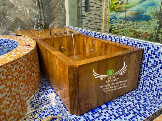 thùng tắm gỗ sục massage