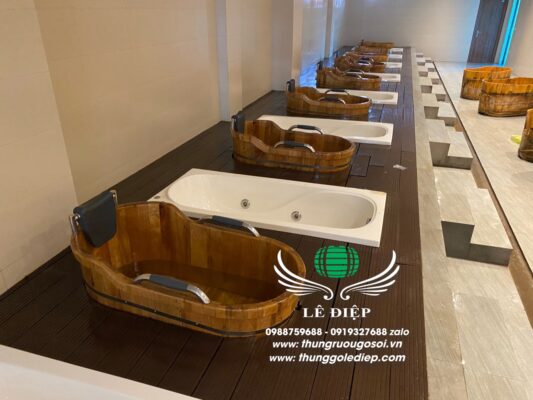 lắp đặt bồn tắm gỗ