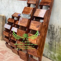 kệ gỗ để chai rượu