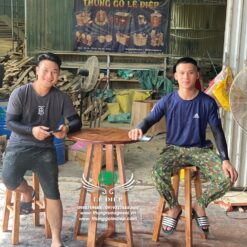 bàn trang trí