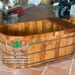 bồn tắm gỗ bầu dục
