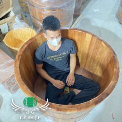 bồn tắm gỗ dáng đứng