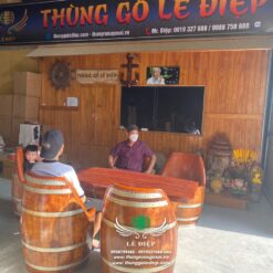 bàn trang trí